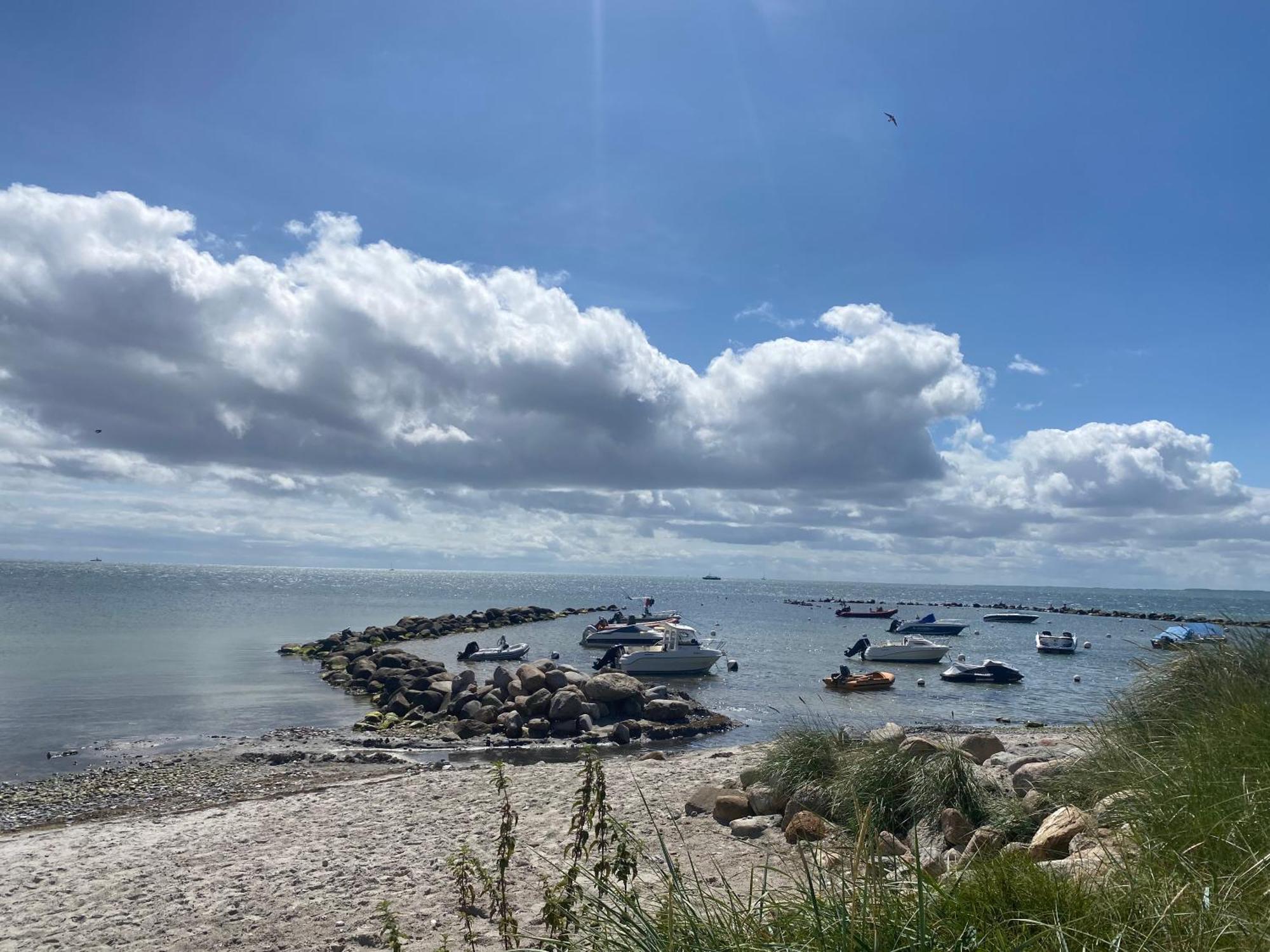 Wohnwagen Auf Dem Wulfenerhals Ca 150M Bis Zum Meer Fehmarn Esterno foto
